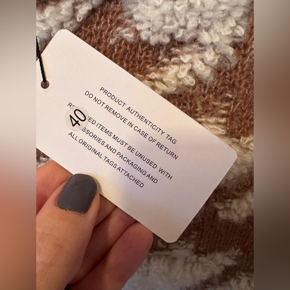 NWT🤎Line and Dot Houndstooth Plush Sweater S - Picture 8 of 10